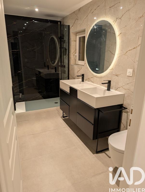 Maison - 141 m² - 5 pièces