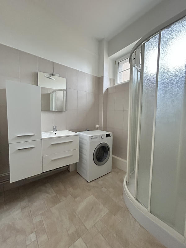 Appartement - 83 m² - 3 pièces