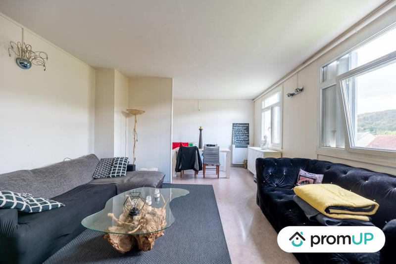 Appartement - 80 m² - 4 pièces