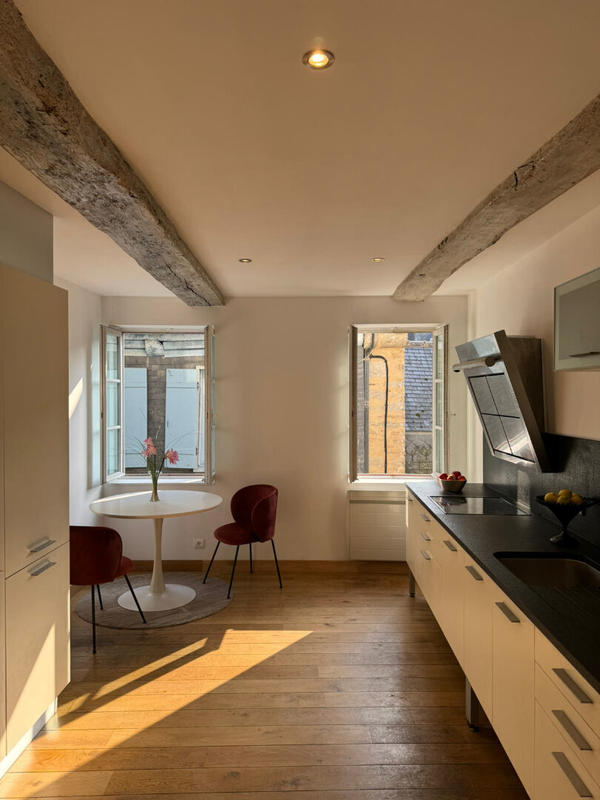 Appartement - 107 m² - 5 pièces