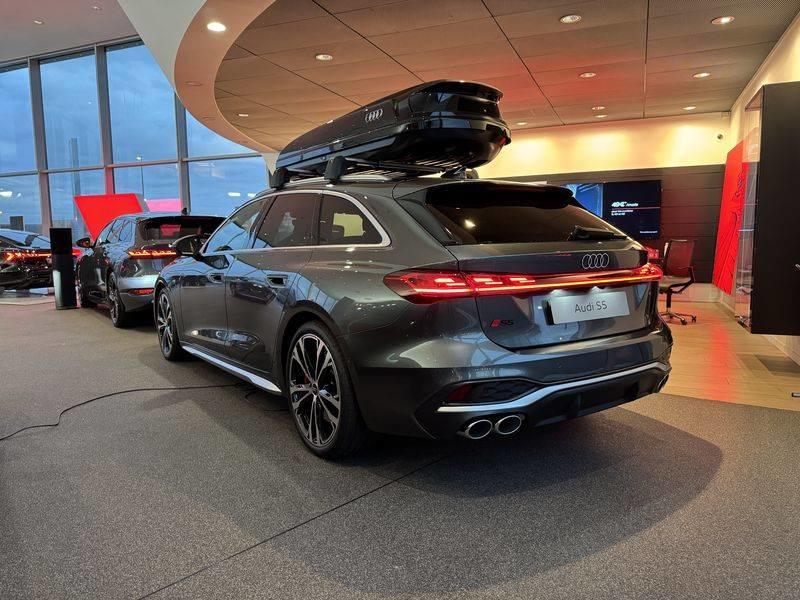 Audi S5 Avant Tfsi Hybride 367 ch s tronic 7 Quattro