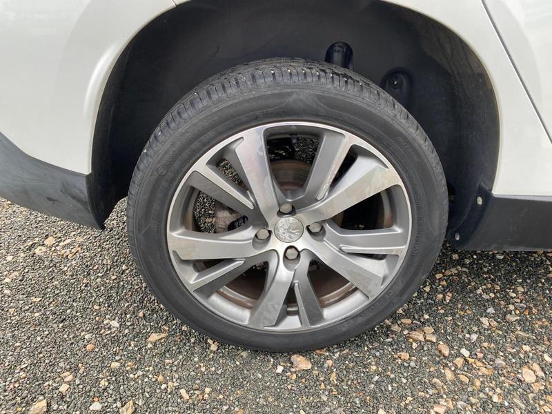 Peugeot 2008 1.6 Bhdi 120 Allure