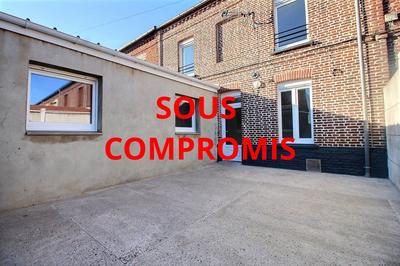 Maison - 96 m² - 5 pièces