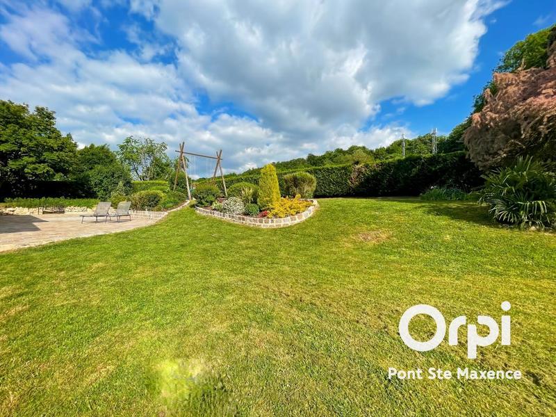 Maison - 218 m² - 6 pièces