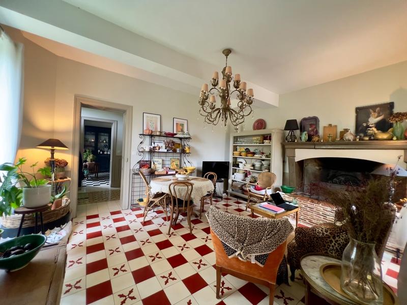 Maison de maîtres - 370 m² - 8 pièces