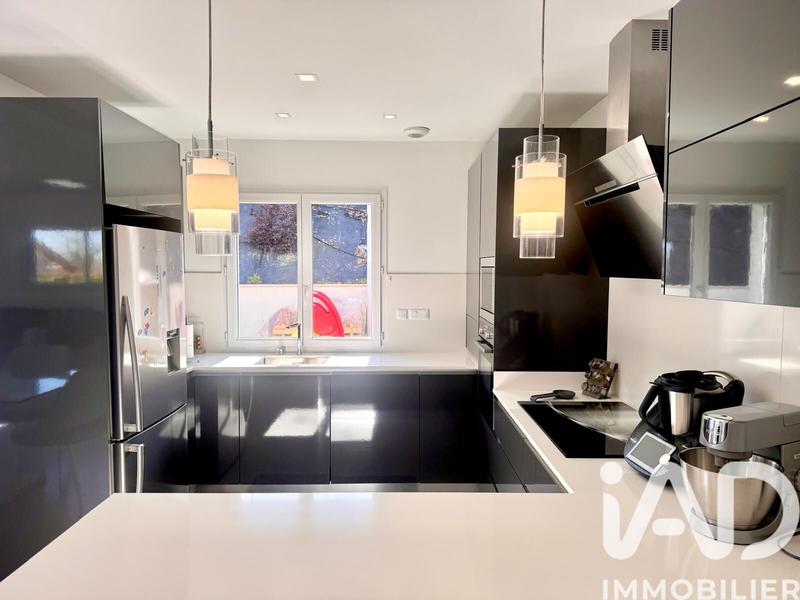 Maison - 136 m² - 5 pièces