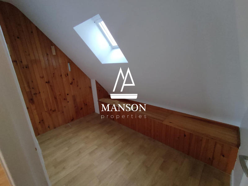 Maison - 107 m² - 6 pièces