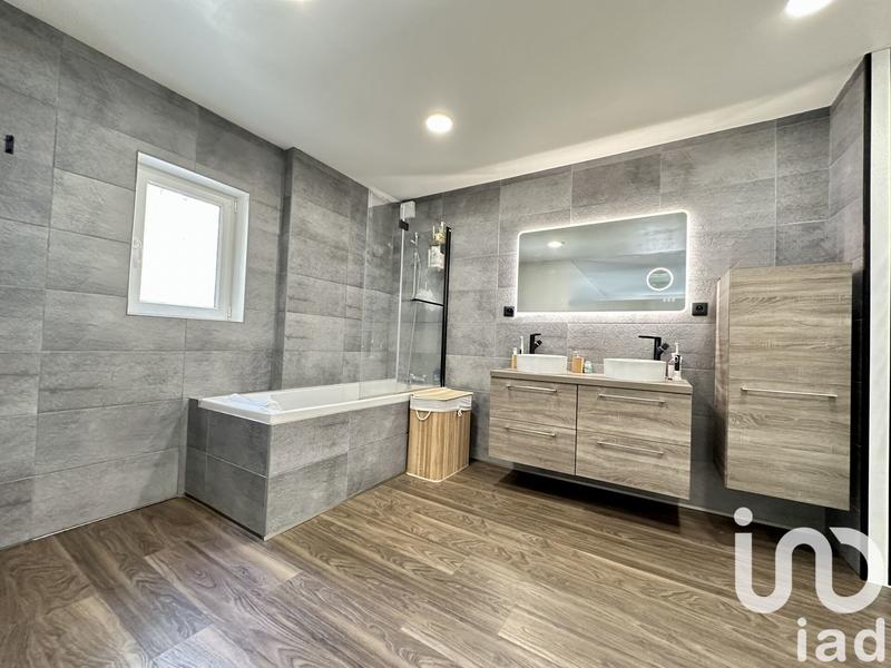 Maison - 133 m² - 4 pièces