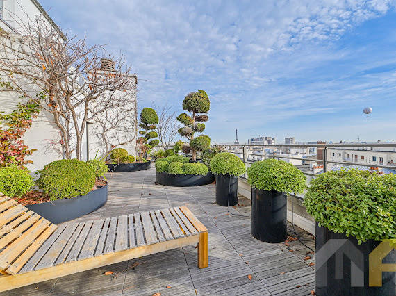 Duplex - 186 m² - 7 pièces