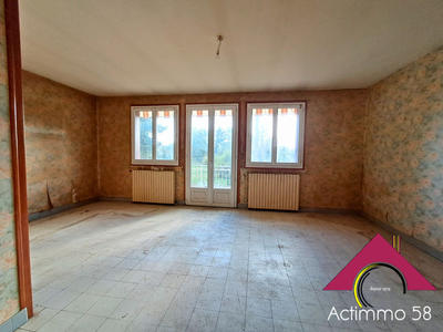 Maison - 80 m² - 5 pièces