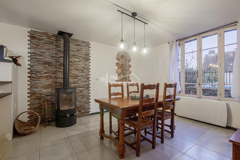 Maison - 118 m² - 4 pièces