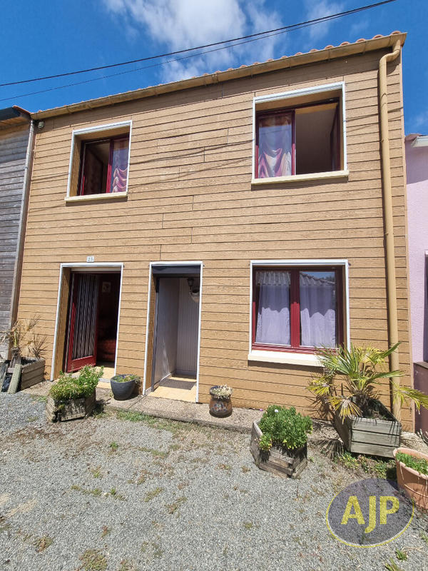 Maison - 79 m² - 5 pièces