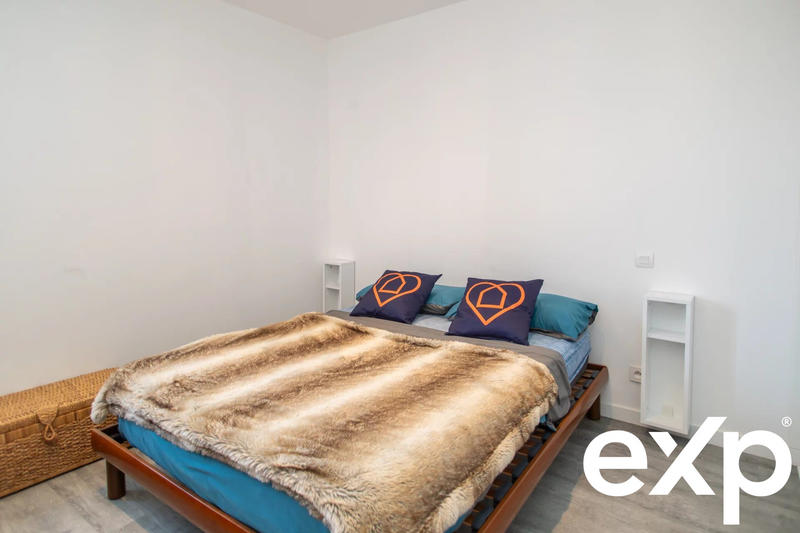 Appartement - 100 m² - 4 pièces