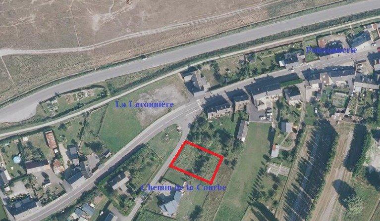 Terrain constructible - 899 m²