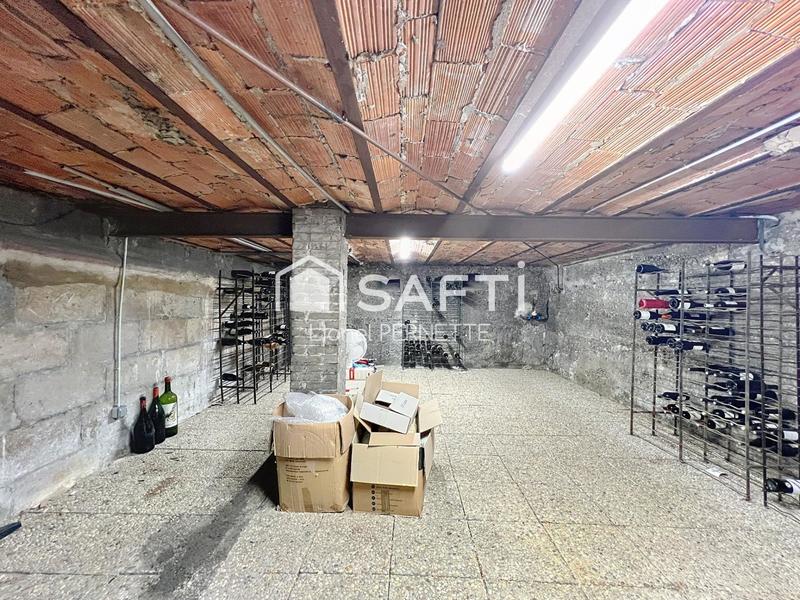 Maison - 195 m² - 7 pièces