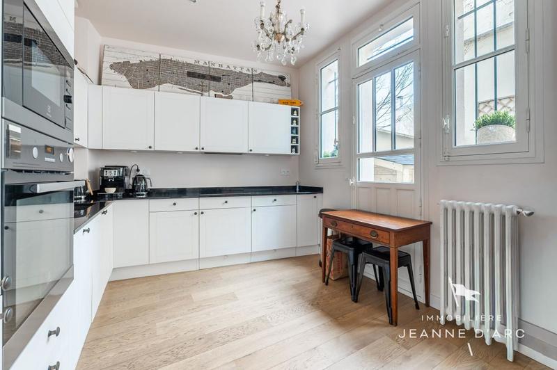 Appartement - 159 m² - 5 pièces