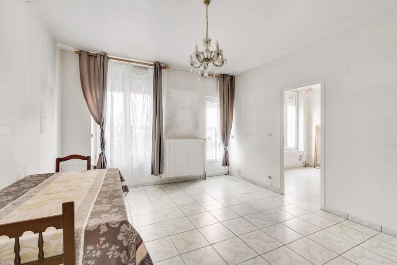 Maison - 156 m² - 7 pièces