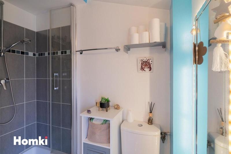 Immeuble - 84 m² - 6 pièces