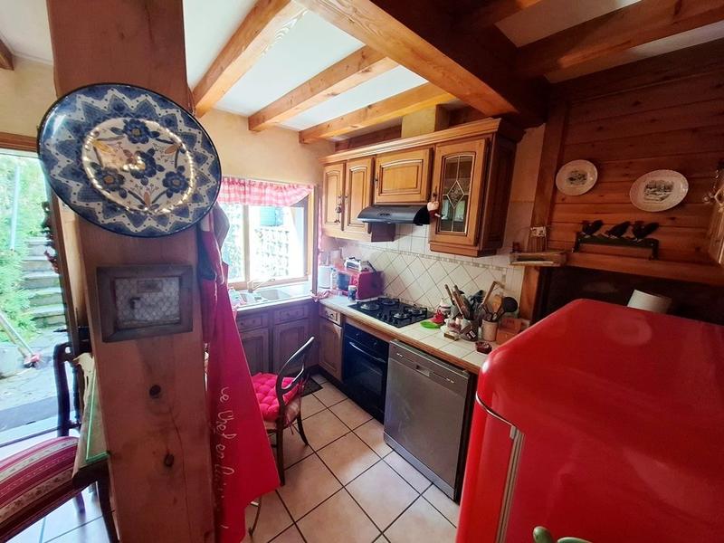 Maison traditionnelle - 81 m² - 4 pièces