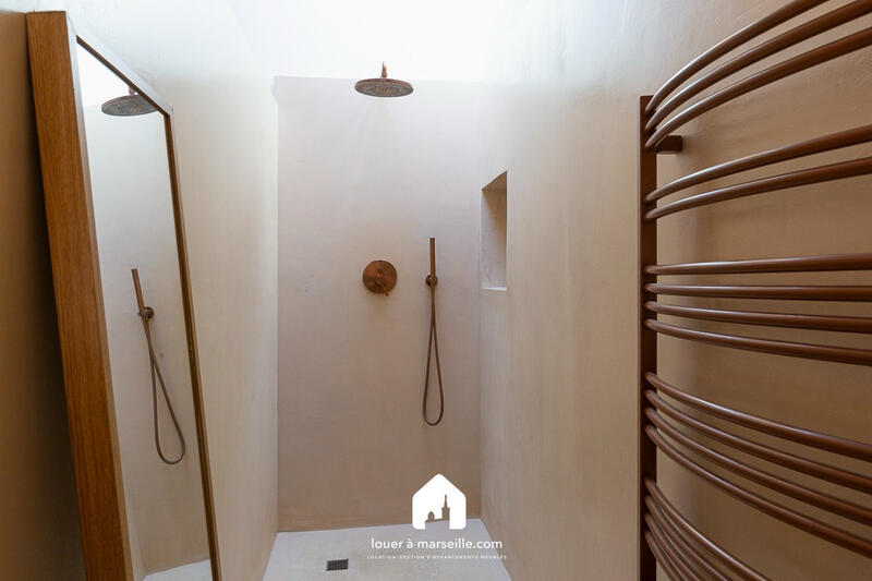 Appartement - 136 m² - 4 pièces