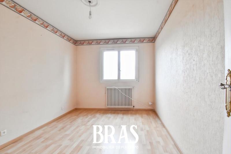 Appartement - 79 m² - 4 pièces