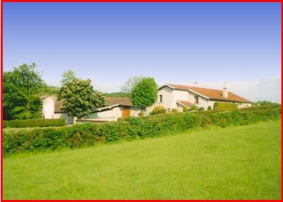 Corps de ferme - 230 m² - 9 pièces