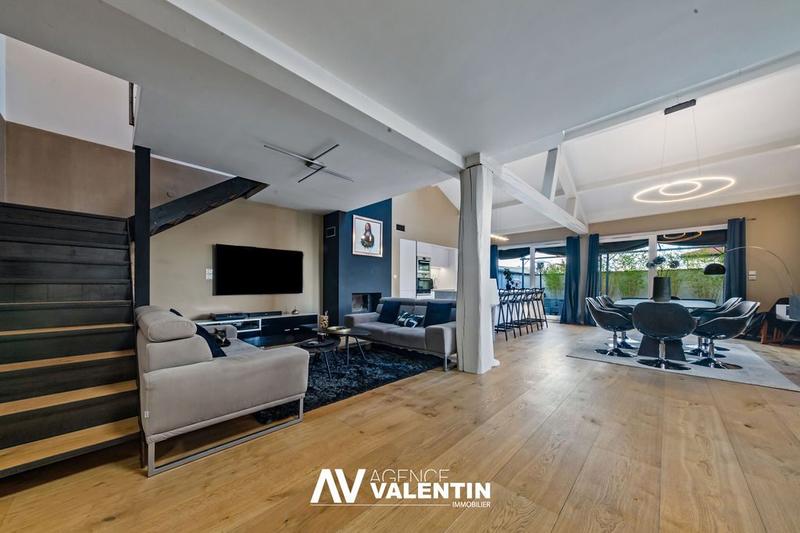 Maison - 195 m² - 6 pièces