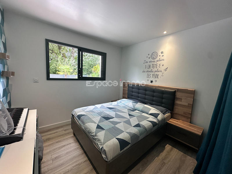 Maison - 123 m² - 7 pièces