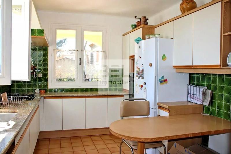 Villa - 228 m² - 10 pièces