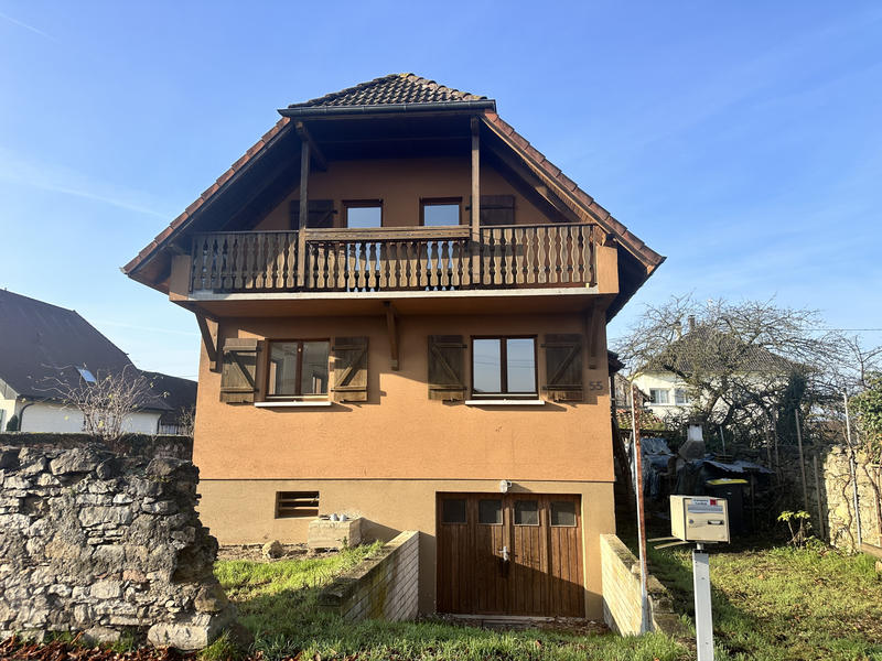 Maison - 92 m² - 5 pièces