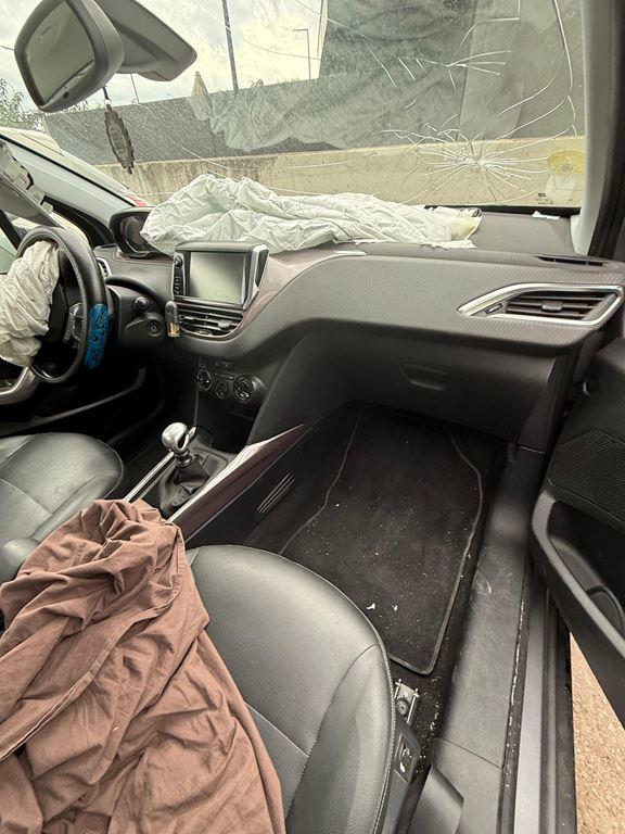 Peugeot 2008 1.6 Hdi Vente Uniquement aux P