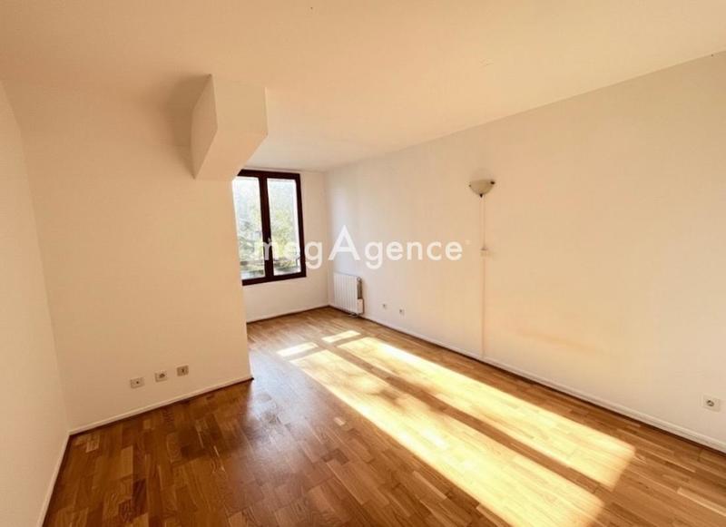 Maison - 182 m² - 7 pièces