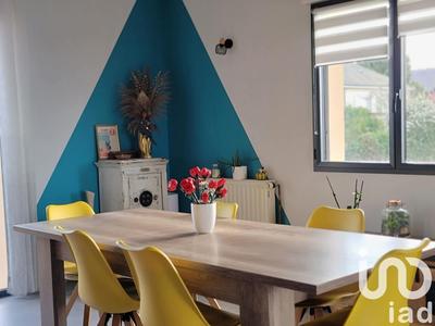 Maison - 218 m² - 10 pièces