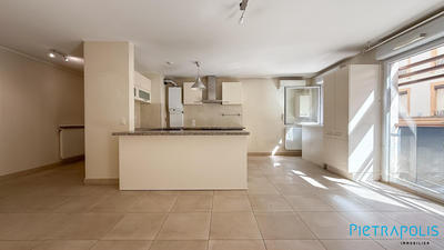 Appartement - 84 m² - 4 pièces