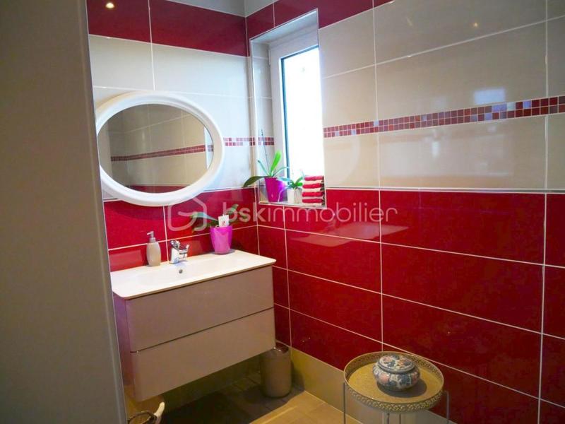 Demeure - 316 m² - 7 pièces