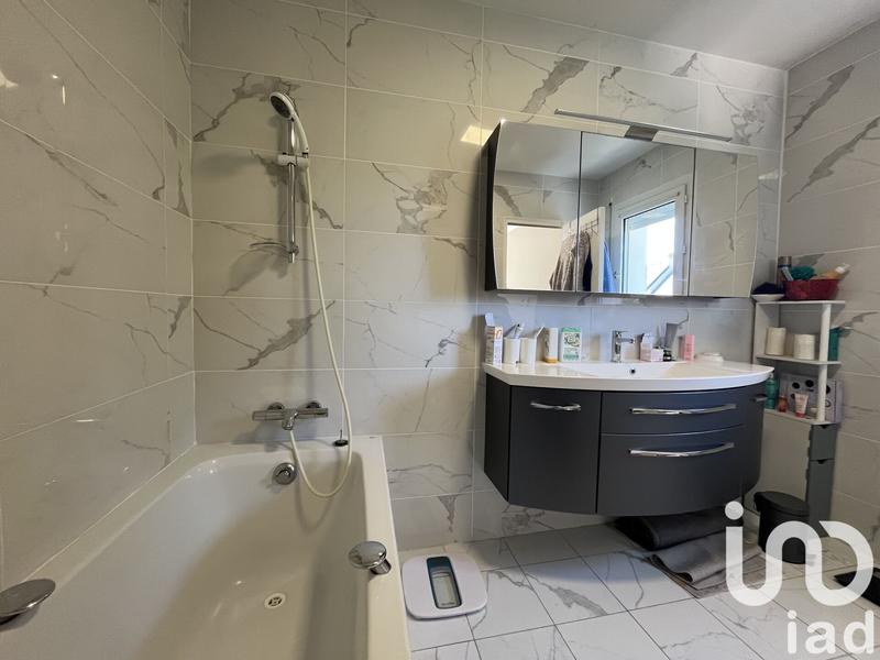 Maison - 127 m² - 6 pièces