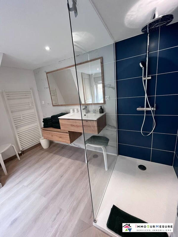 Maison - 85 m² - 4 pièces