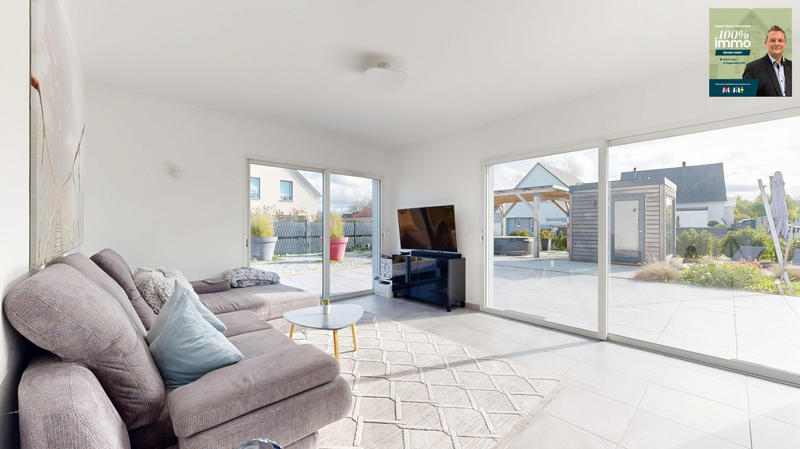 Maison - 222 m² - 7 pièces