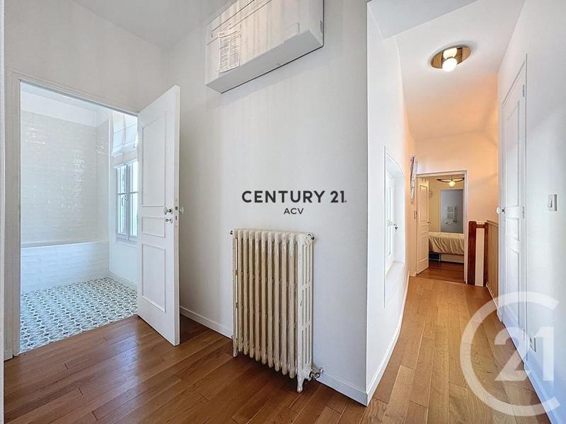 Maison de ville - 93 m² - 5 pièces