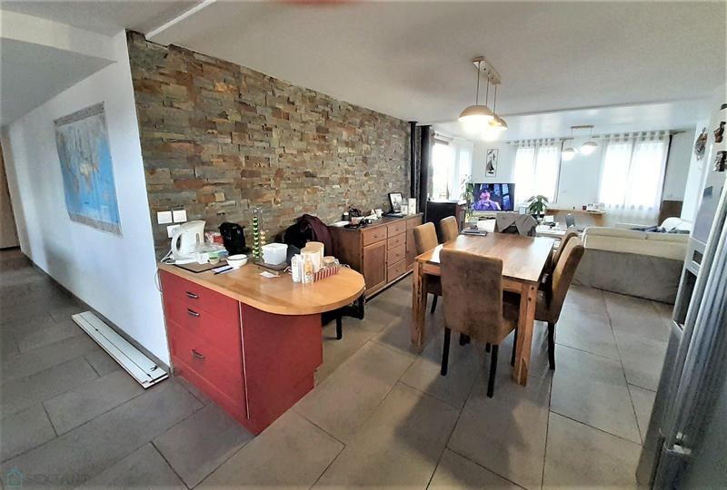 Appartement - 125 m² - 8 pièces