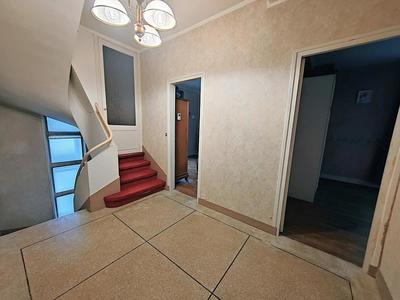 Maison - 186 m² - 7 pièces