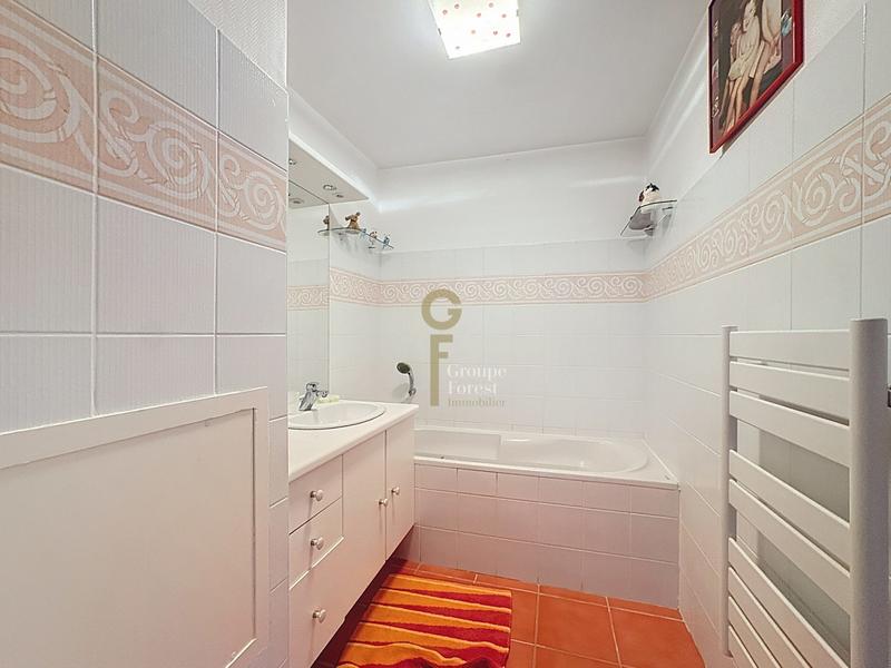 Appartement - 105 m² - 4 pièces