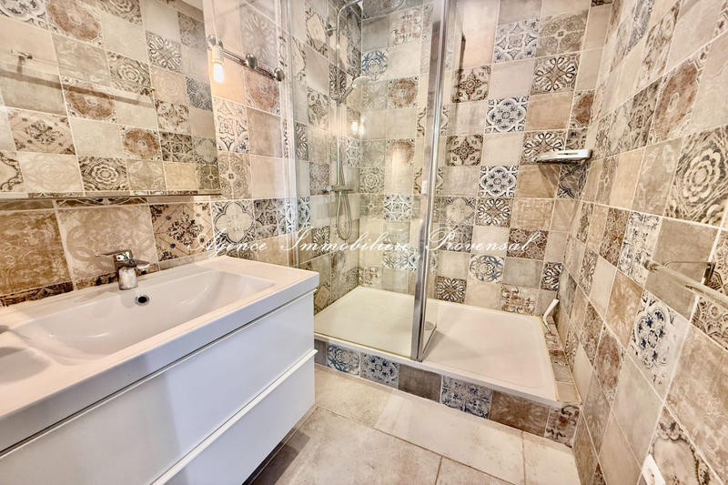 Appartement - 90 m² - 3 pièces