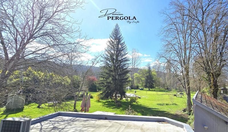 Maison - 265 m² - 11 pièces