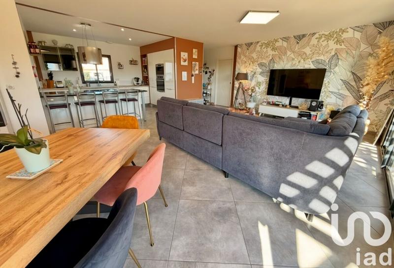 Maison - 110 m² - 5 pièces