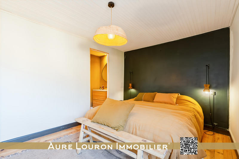 Propriété - 144 m² - 6 pièces