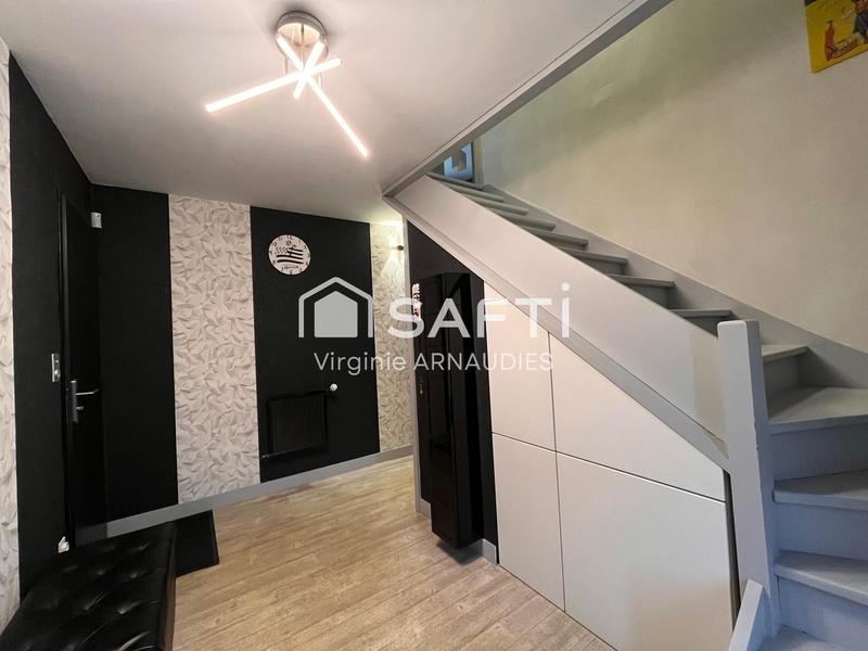 Maison - 143 m² - 8 pièces