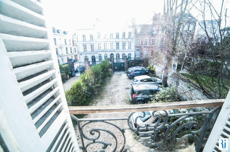 Appartement - 150 m² - 4 pièces