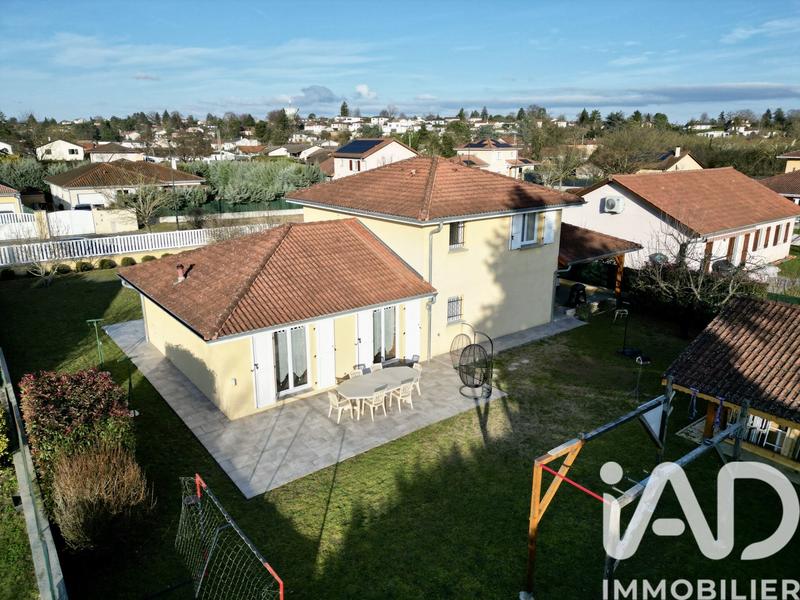 Maison - 114 m² - 5 pièces