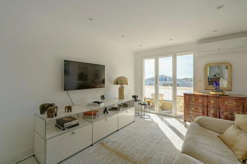 Appartement - 84 m² - 4 pièces